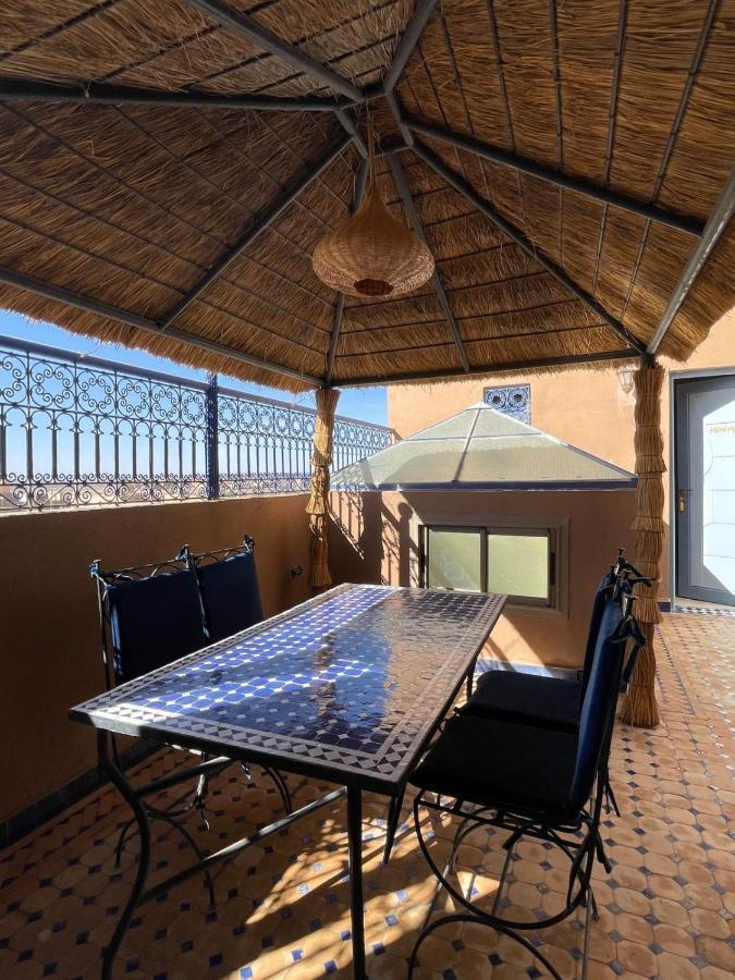 Hotel Apartments Lexpert " Riad The Family" Мерзуга Экстерьер фото
