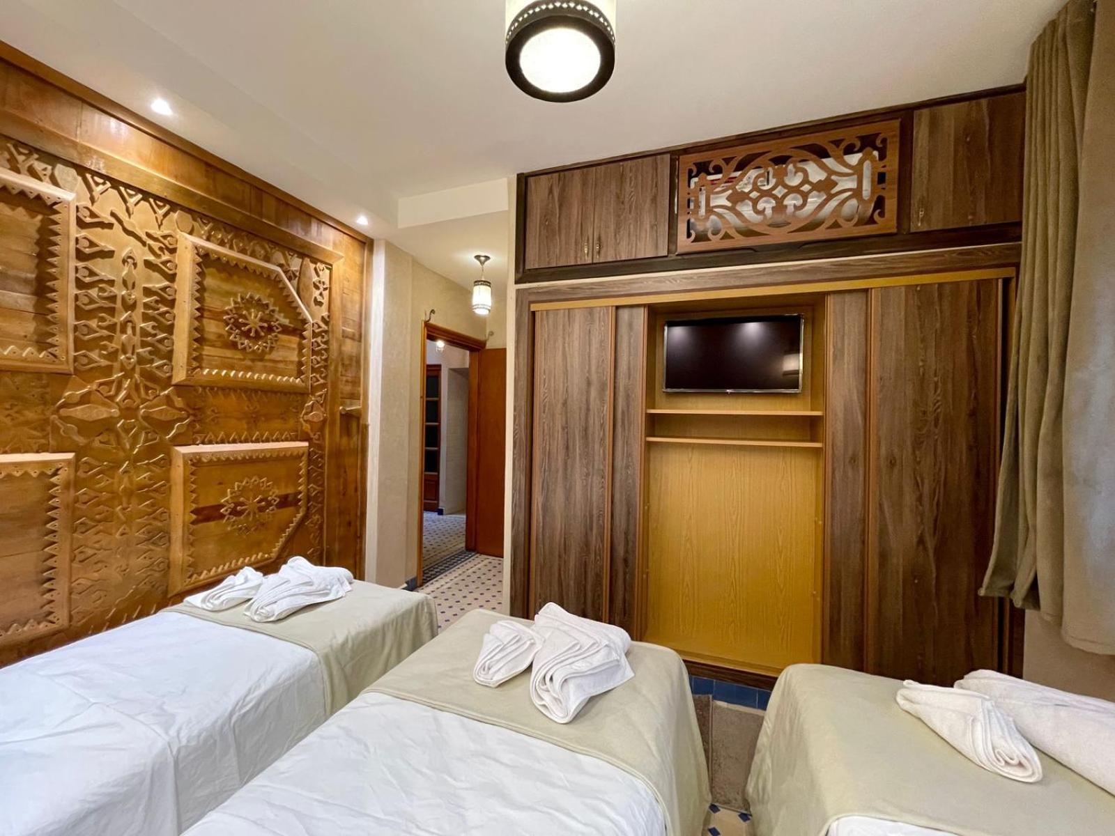 Hotel Apartments Lexpert " Riad The Family" Мерзуга Экстерьер фото